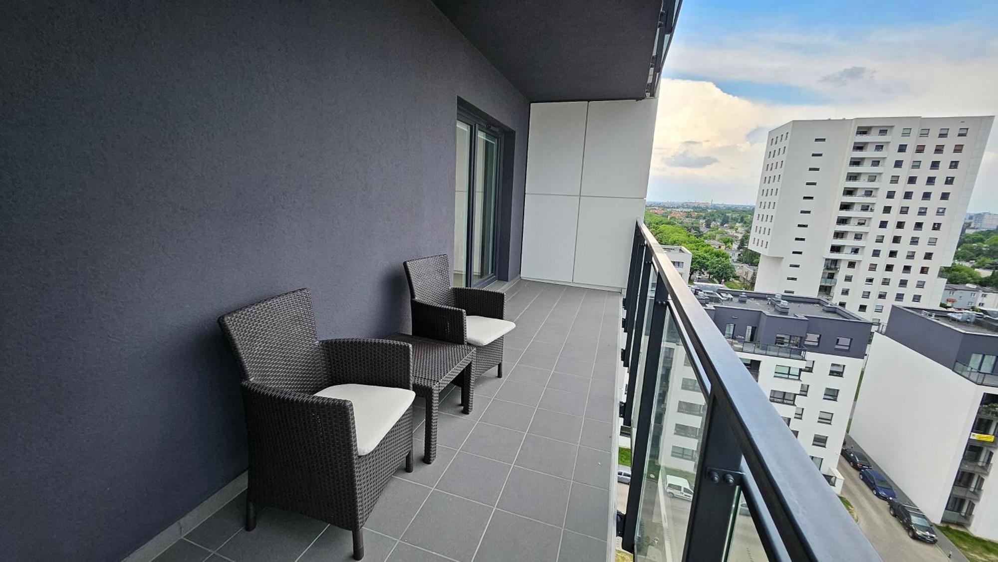 Apartament Bulgarska 59 - Sypialnia I Salon - 40M2 - Self Check In 24H Poznan Bagian luar foto